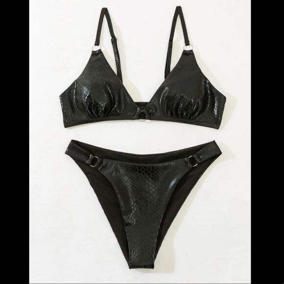 Snakeskin Metallic Linked Thong Bikini Swimsuit - Picture 2 of 7